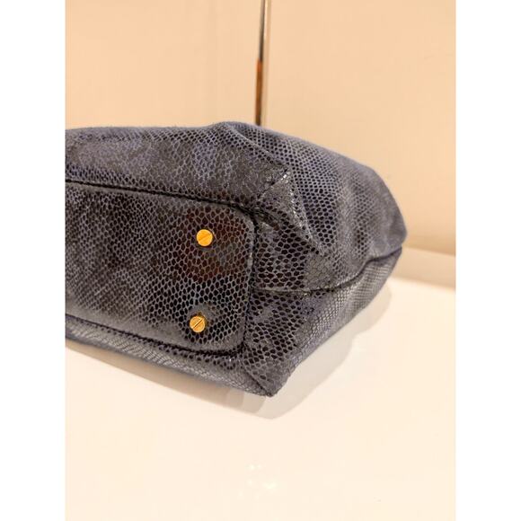 Tory Burch Snake Embossed Patent Leather Shoulder Hobo Handbag with Chain - Picture 8 of 13